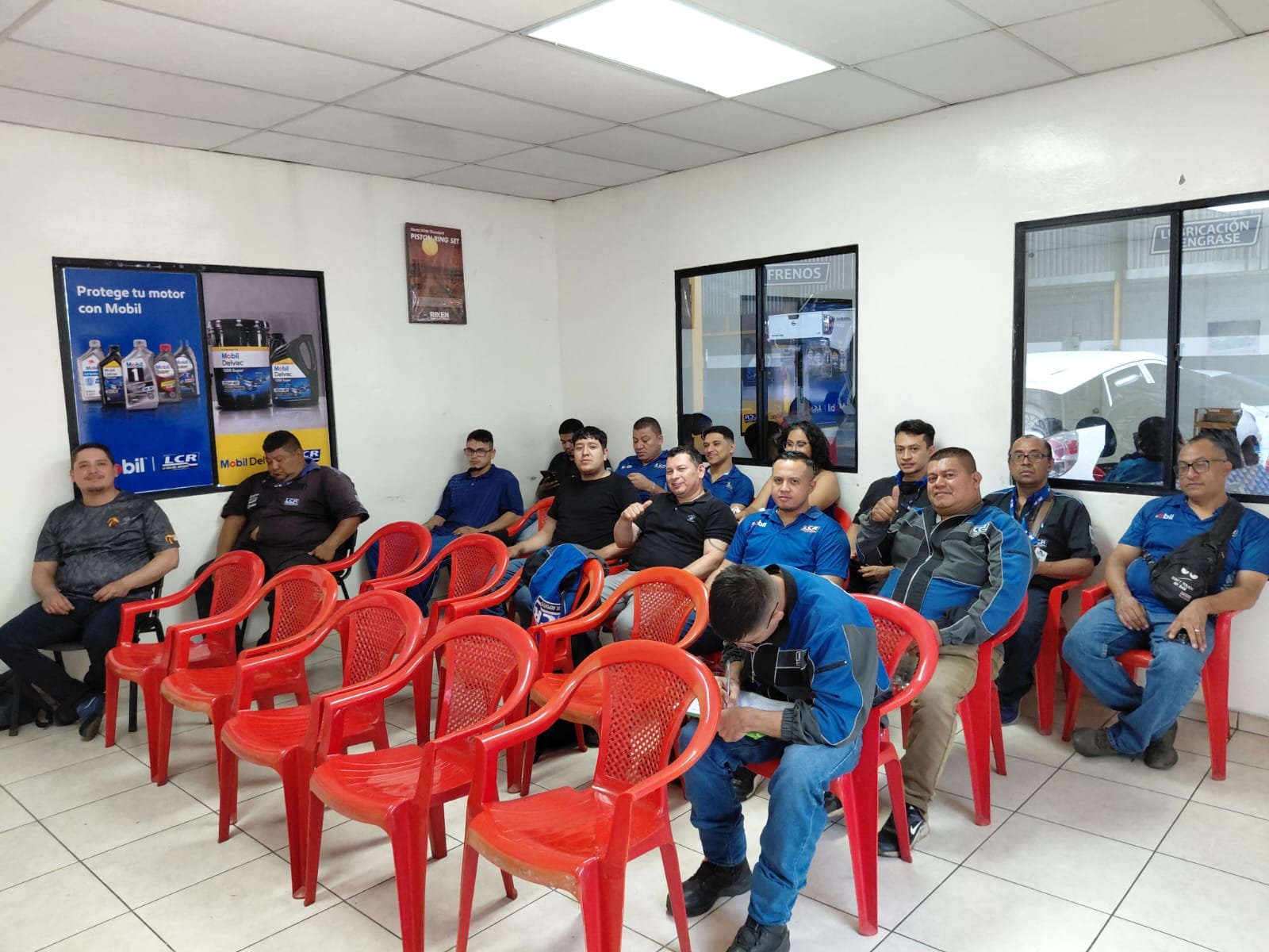 Capacitación de brigadas en Santa Ana
